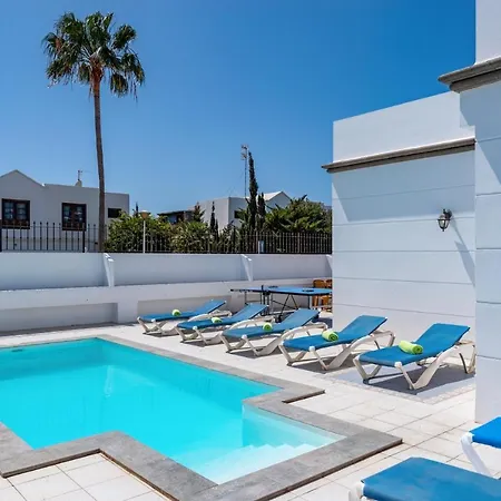 Mannat By * Puerto del Carmen (Lanzarote)